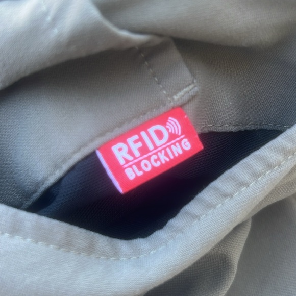 686 Everywhere Hybrid Tan Outdoor Shorts Men's Size 34 - Picture 9 of 9